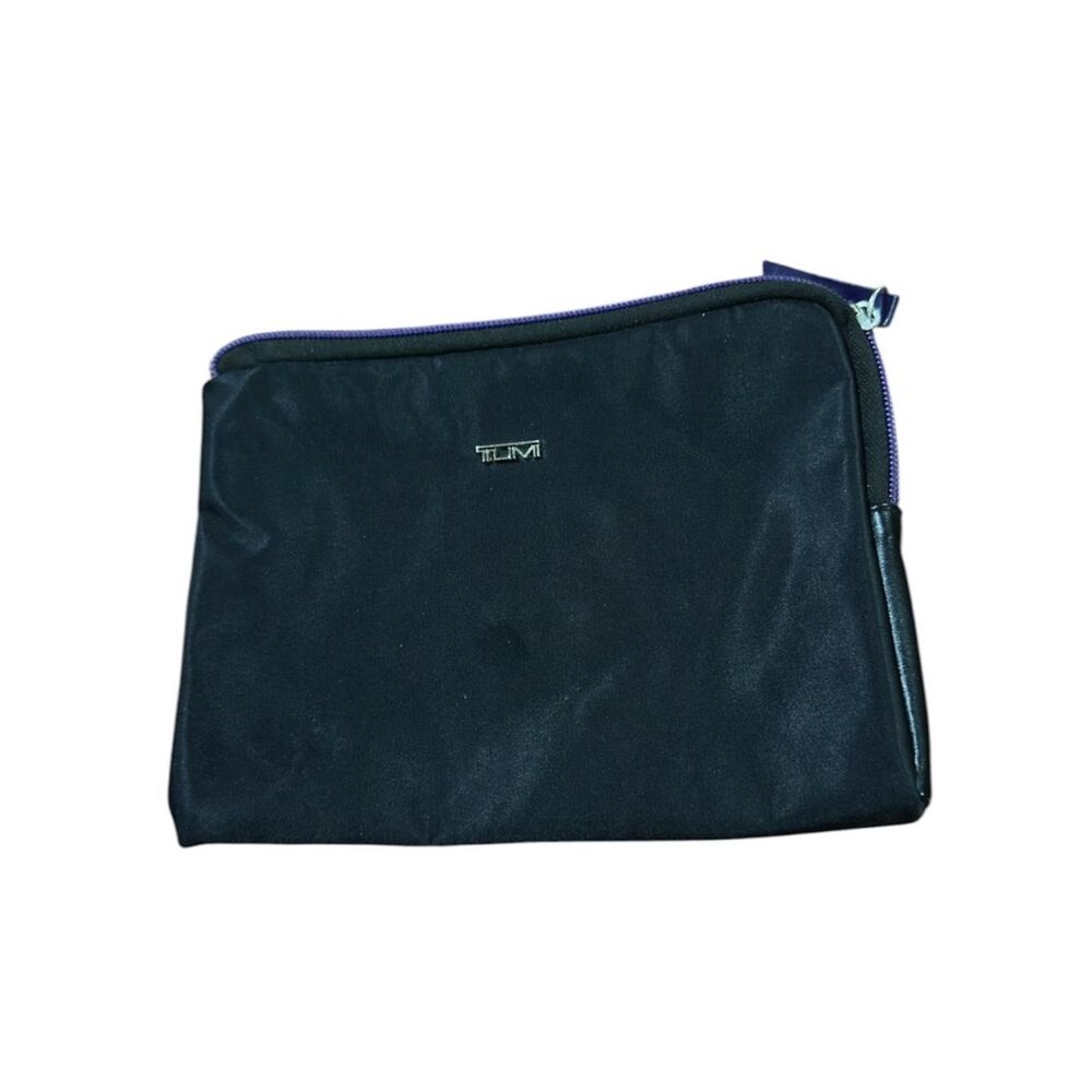 Tumi Black Nylon Toiletry Pouch l